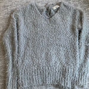 Knox Rose sweater in a Small